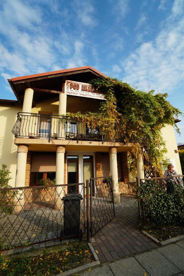 Pokoje I Apartamenty Pod Akacjami Malbork Exterior foto