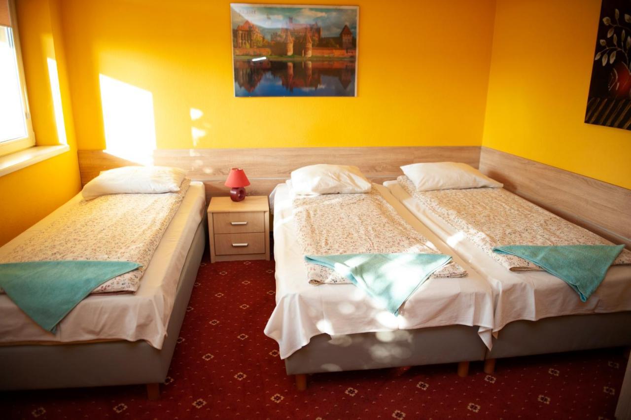 Pokoje I Apartamenty Pod Akacjami Malbork Exterior foto